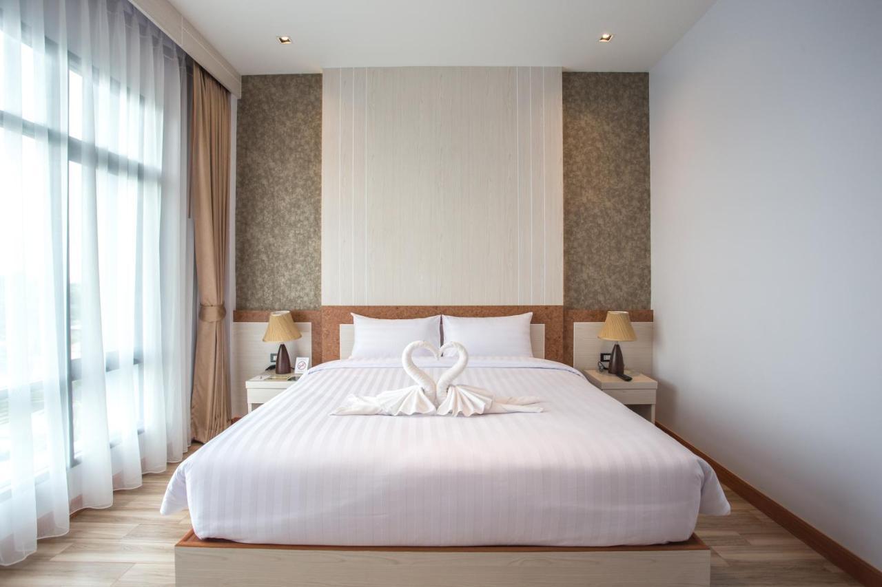 Eireann Boutique Hotel Prakhon Chai Eksteriør billede